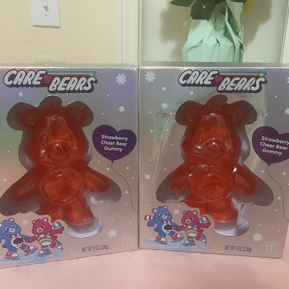 ****CARE BEARS STRAWBERRY CHEER BEAR GUMMY***